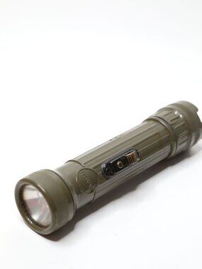 Vintage US Military Fulton MX-992/U Flashlight Olive Army Green UNTESTED